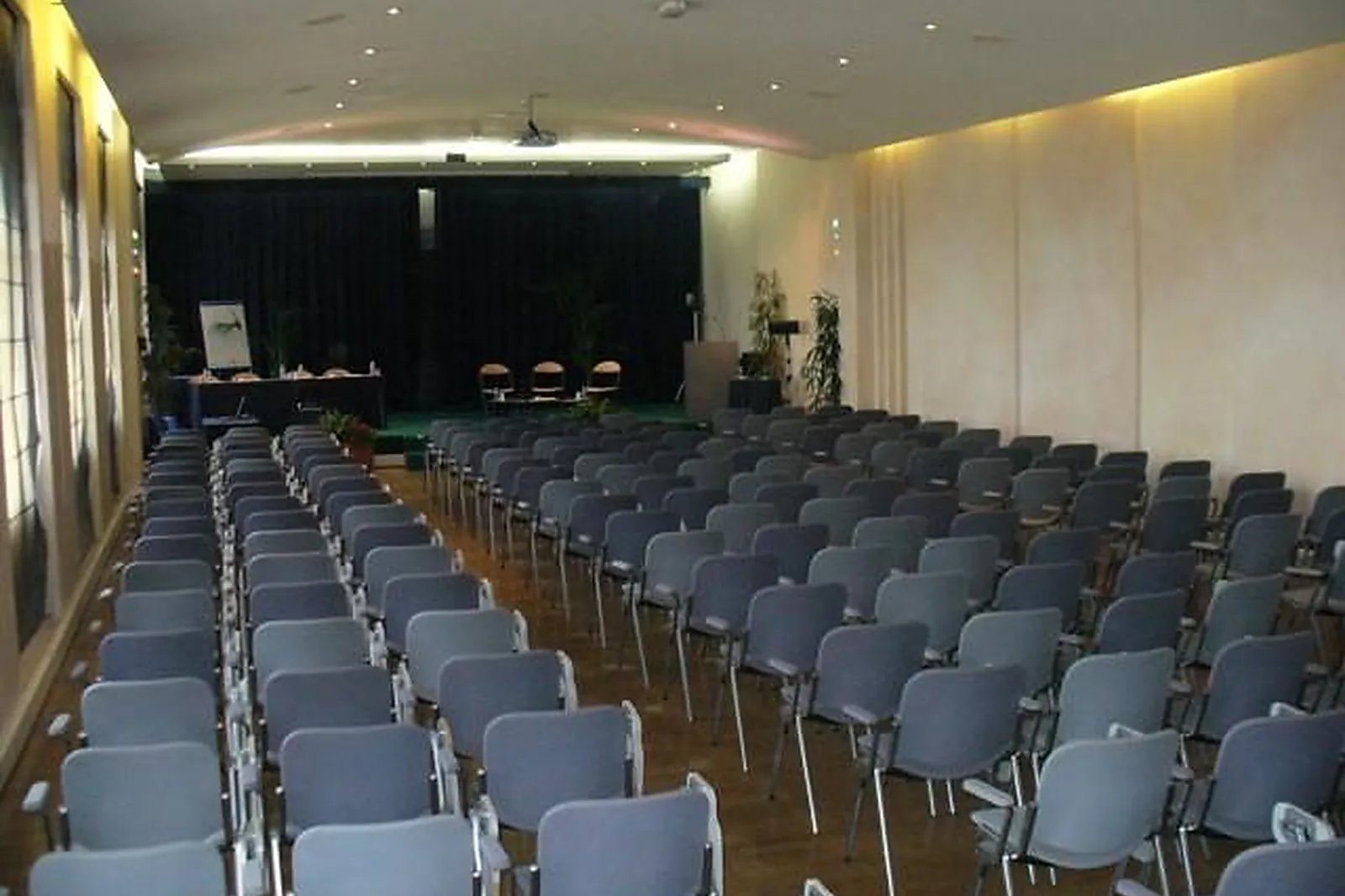 Lieux événementiels, PALAIS DES CONGRÈS DE GRASSE