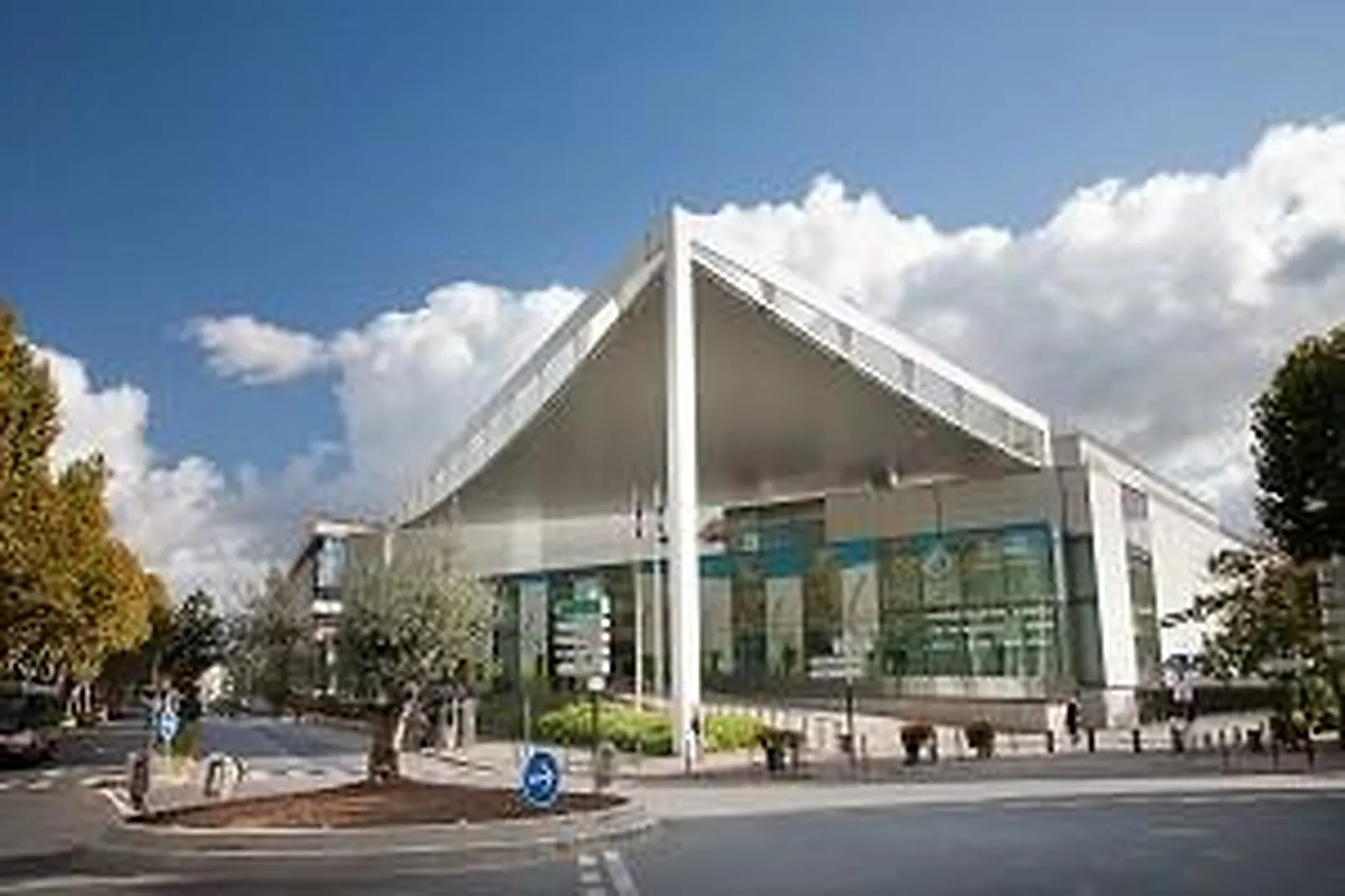 Lieux événementiels, PALAIS DES SPORTS ROBERT CHARPENTIER