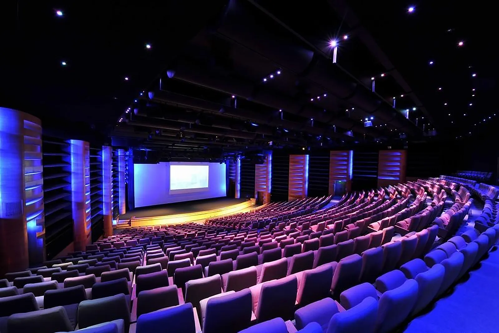 Lieux événementiels, PALAIS DU PHARO