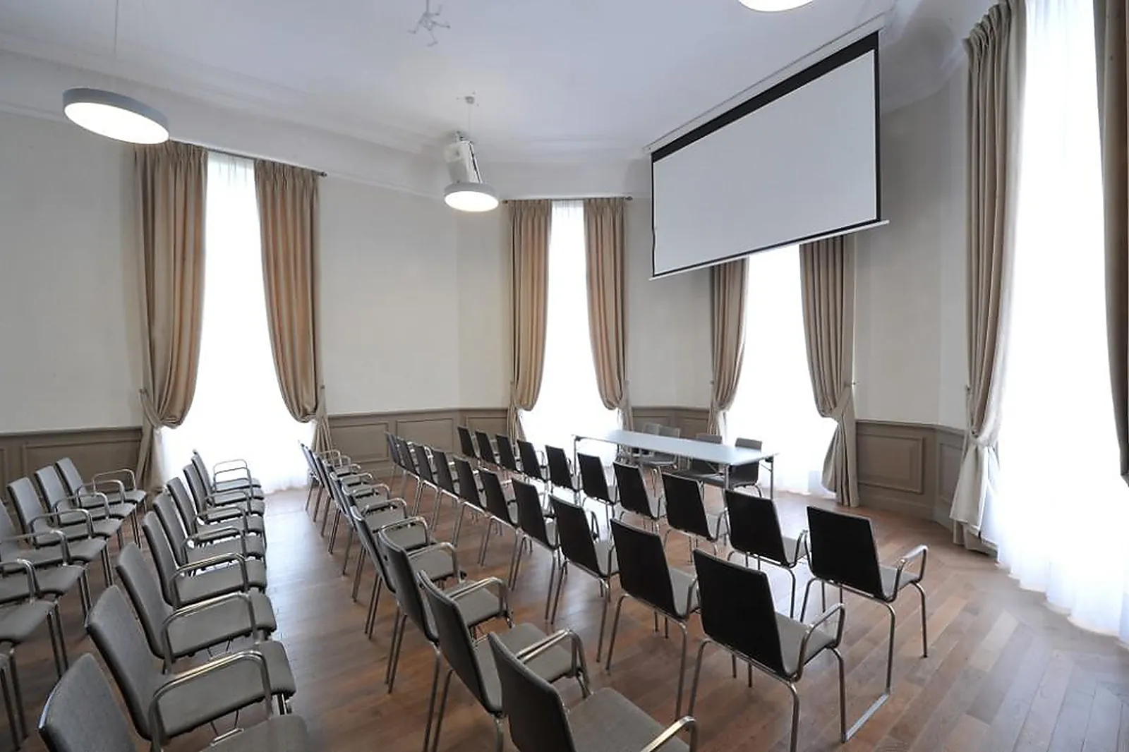 Lieux événementiels, PALAIS DU PHARO