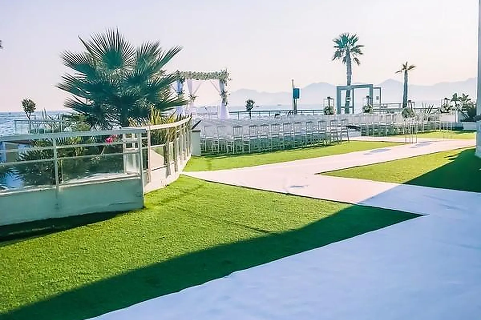 Lieux événementiels, PALM BEACH CANNES