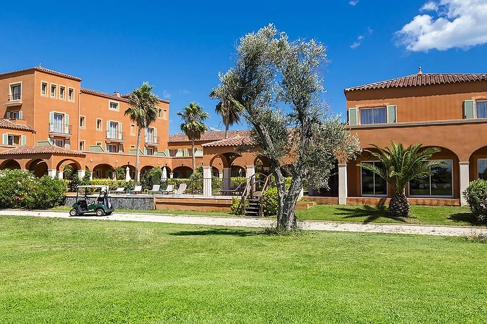 Lieux événementiels, PALMYRA GOLF HOTEL