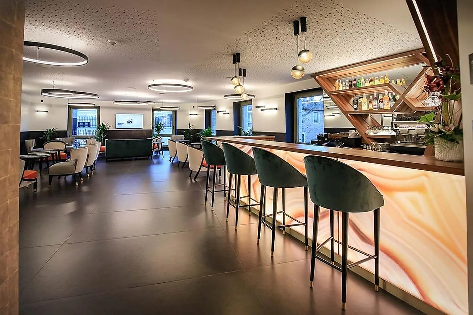 Lieux événementiels, PANORAMA 360 HÔTEL ET SPA