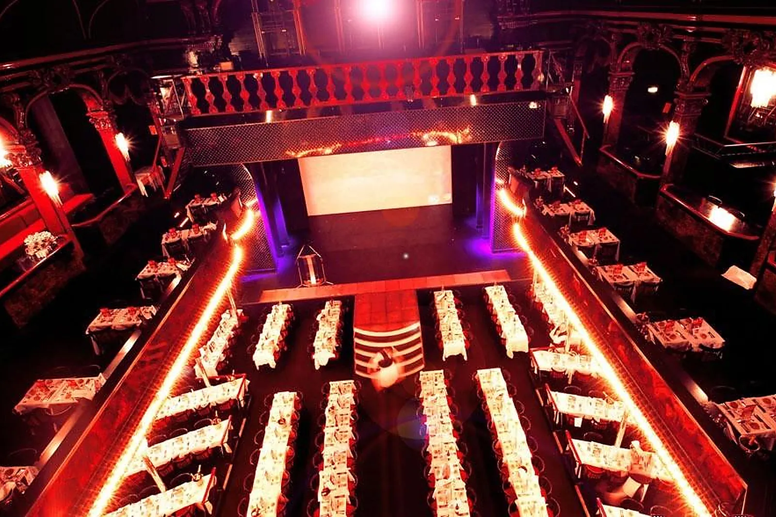 Lieux événementiels, PARADIS LATIN