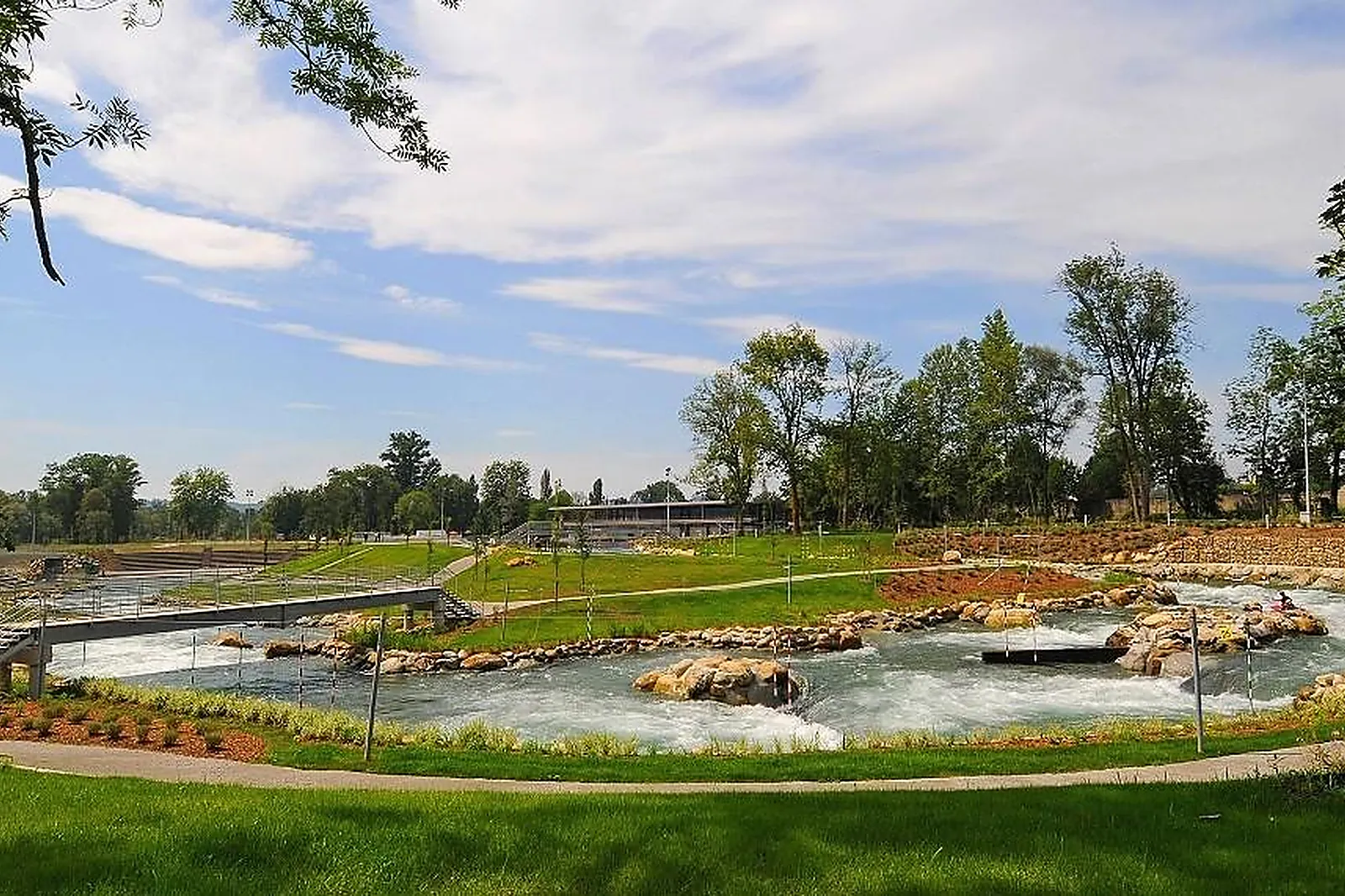 Lieux événementiels, PARC AQUASPORTS - STADE D'EAUX VIVES