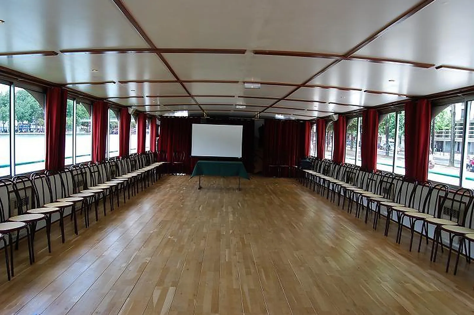 Lieux événementiels, PARIS CANAL