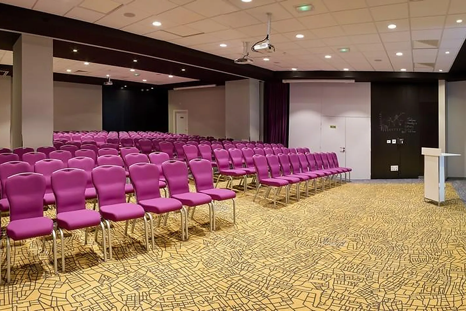 Lieux événementiels, PARK INN BY RADISSON LILLE GRAND STADE