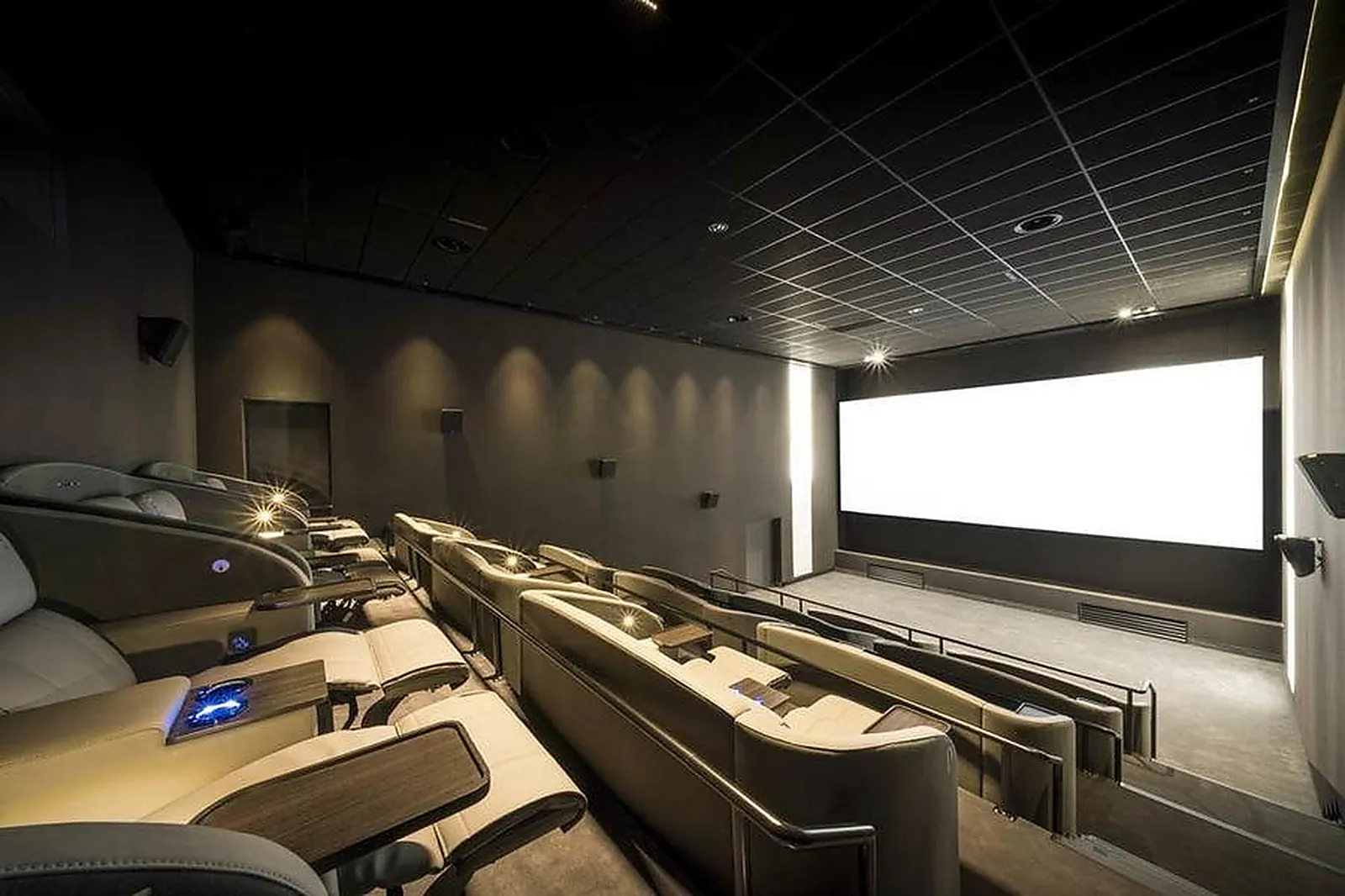 Lieux événementiels, PATHÉ AÉROVILLE