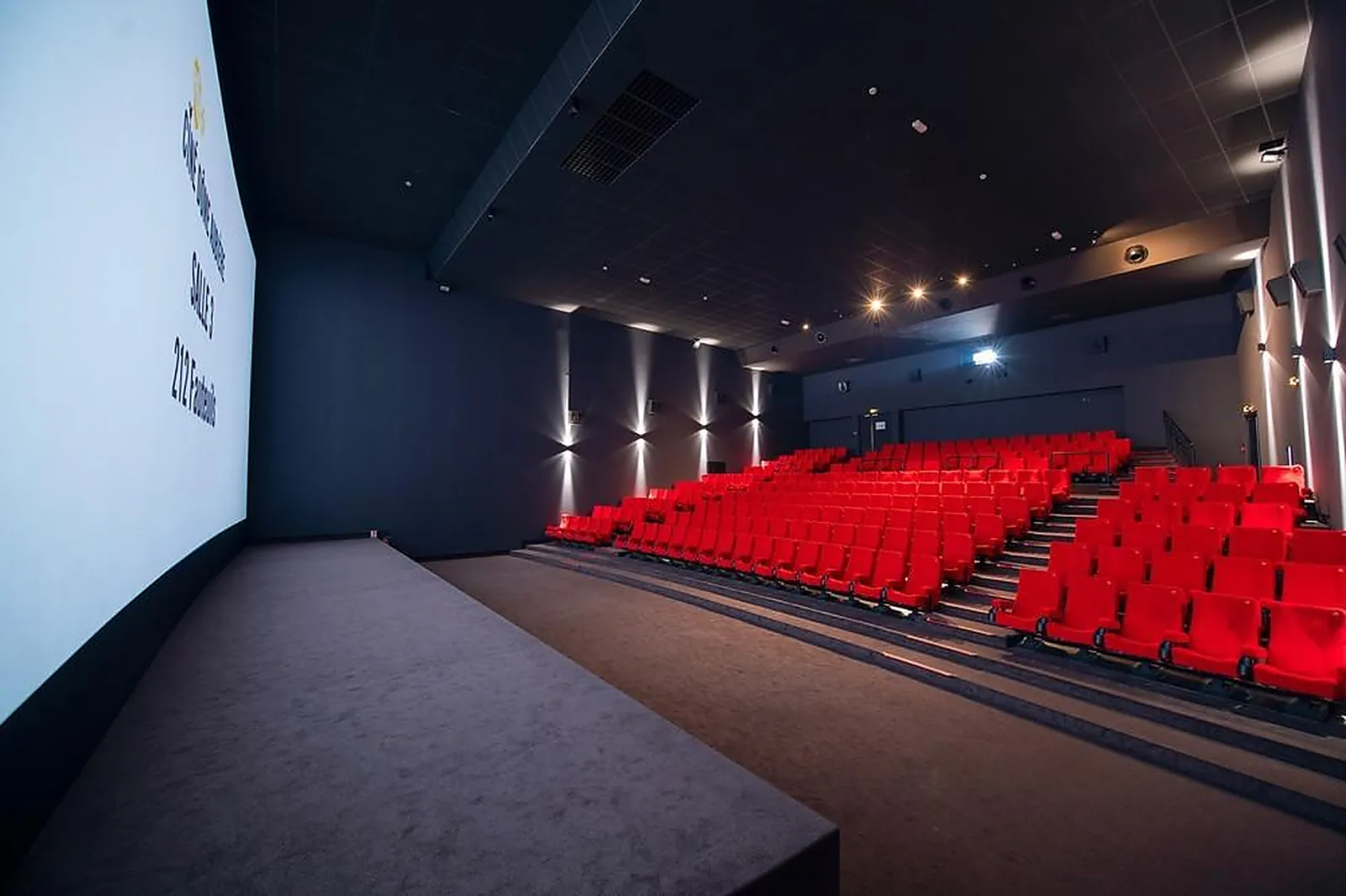 Lieux événementiels, PATHÉ CINÉ DOME AUBIÈRE