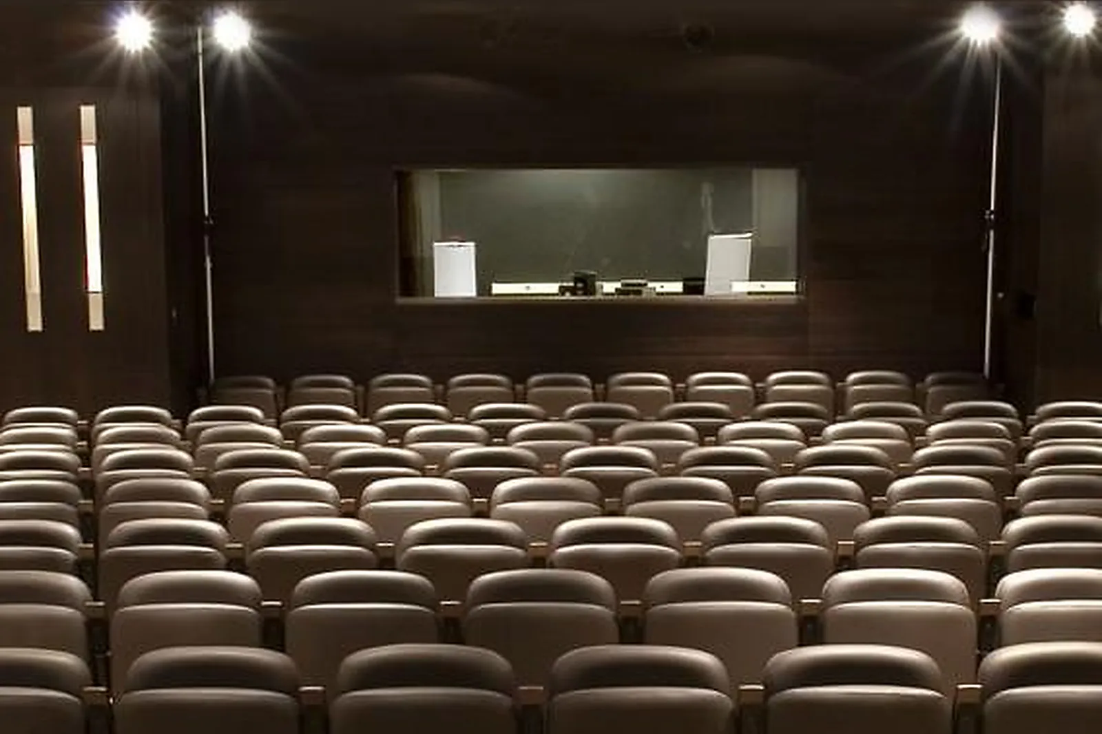 Lieux événementiels, PAVILLON CAMBON CAPUCINES - POTEL ET CHABOT