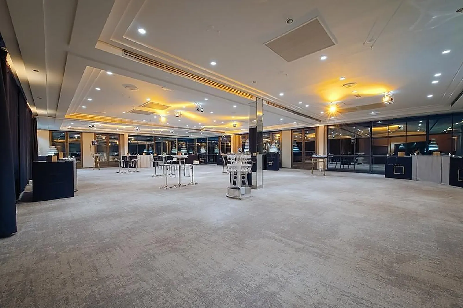 Lieux événementiels, PAVILLON GABRIEL