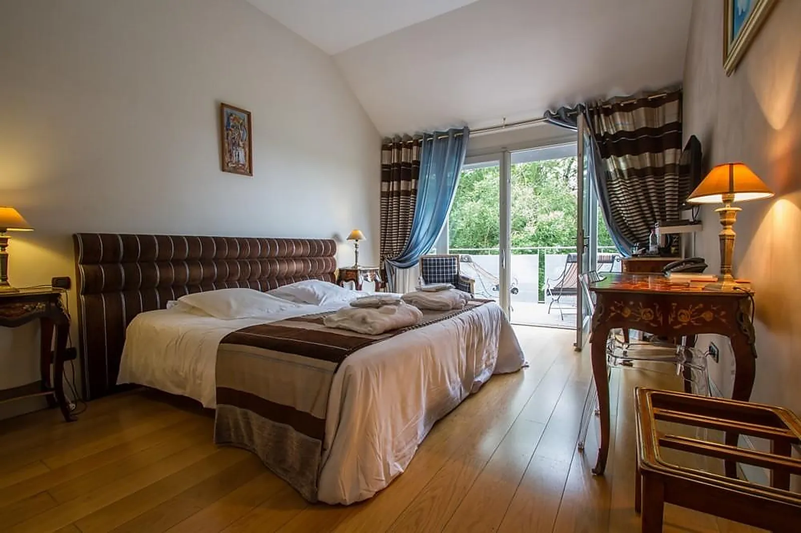 Lieux événementiels, PAVILLON DU CHATEAU