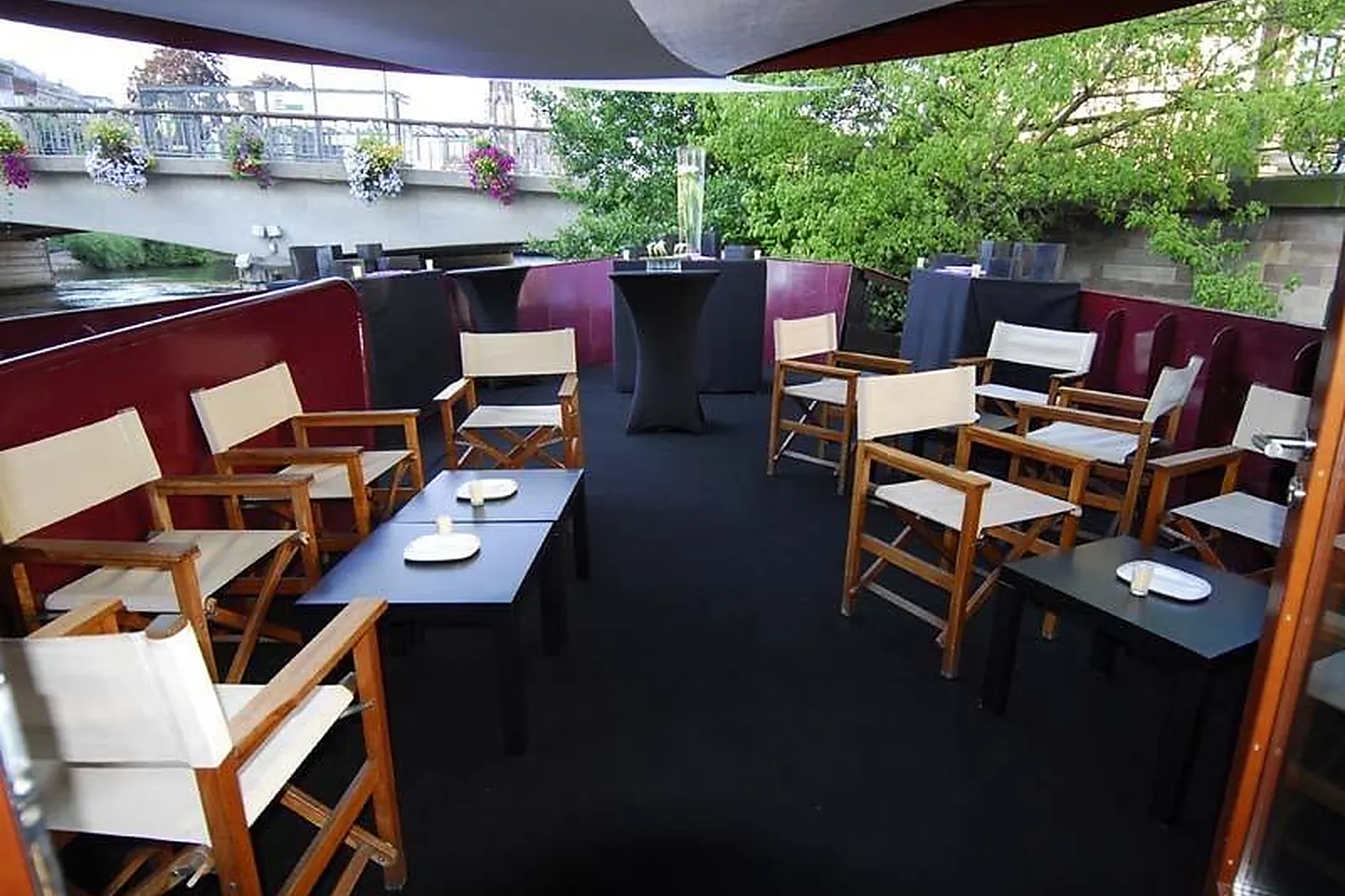 Lieux événementiels, PÉNICHE ILL VINO