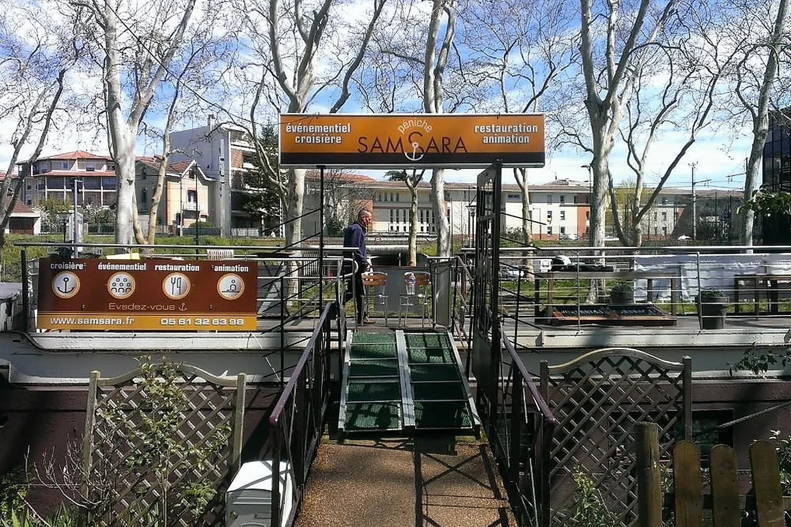 Lieux événementiels, PENICHE SAMSARA