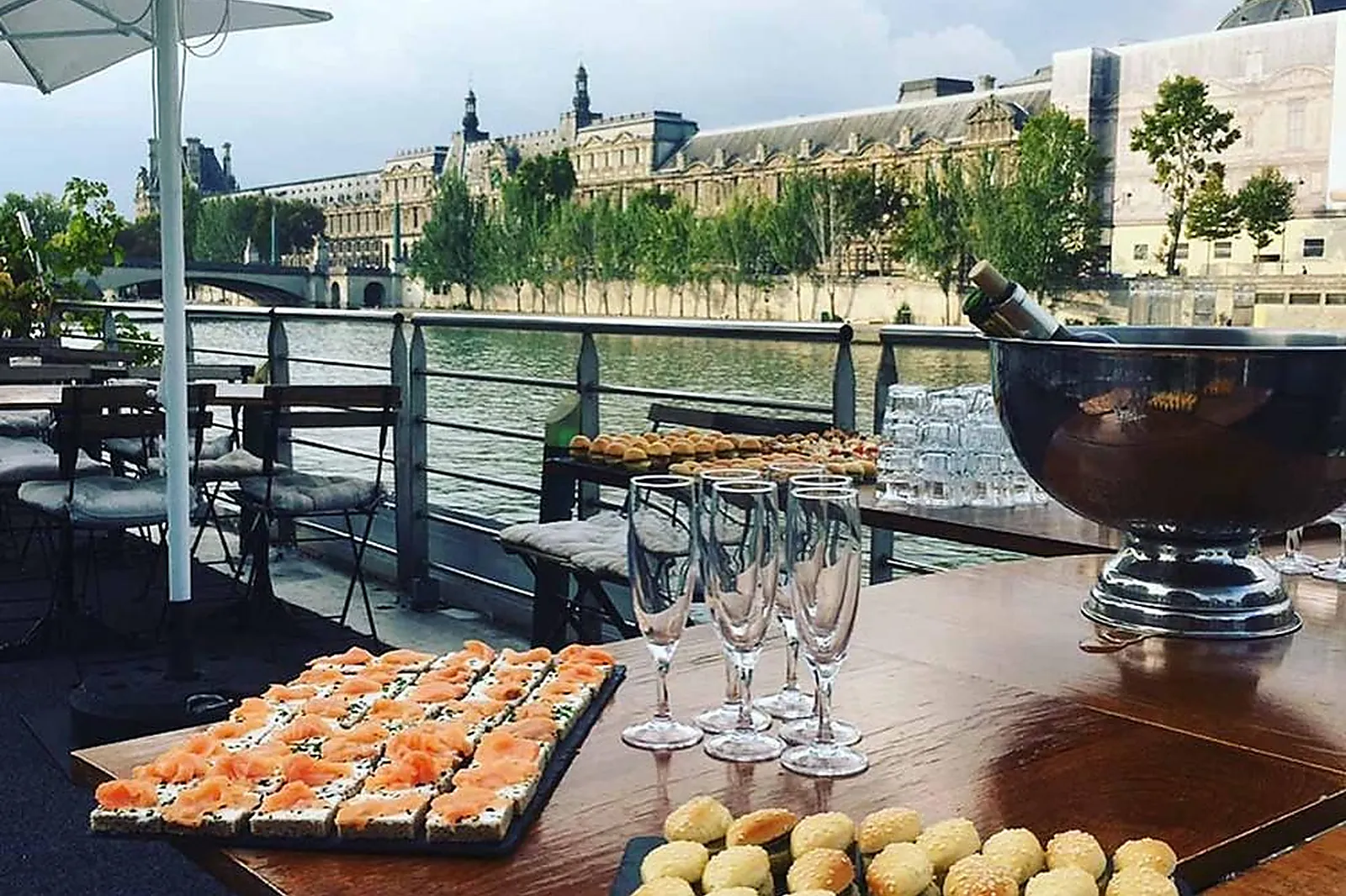 Lieux événementiels, PENICHE LA BALLE AU BOND