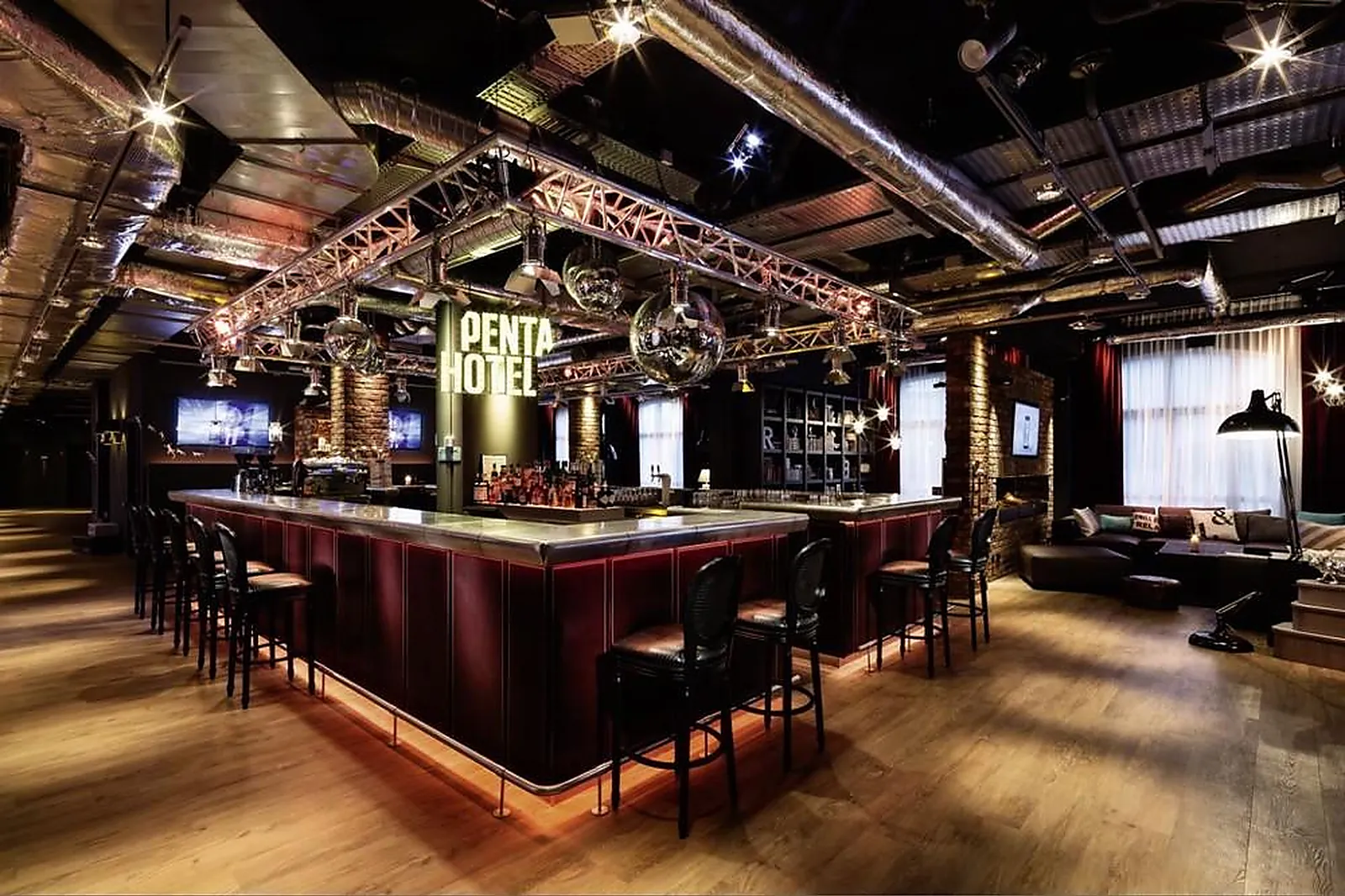 Lieux événementiels, PENTAHOTEL PARIS CDG AIRPORT