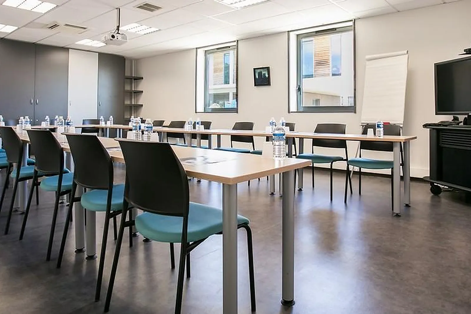 Lieux événementiels, PÉPINIÈRE D'ENTREPRISES CAPACITÉS