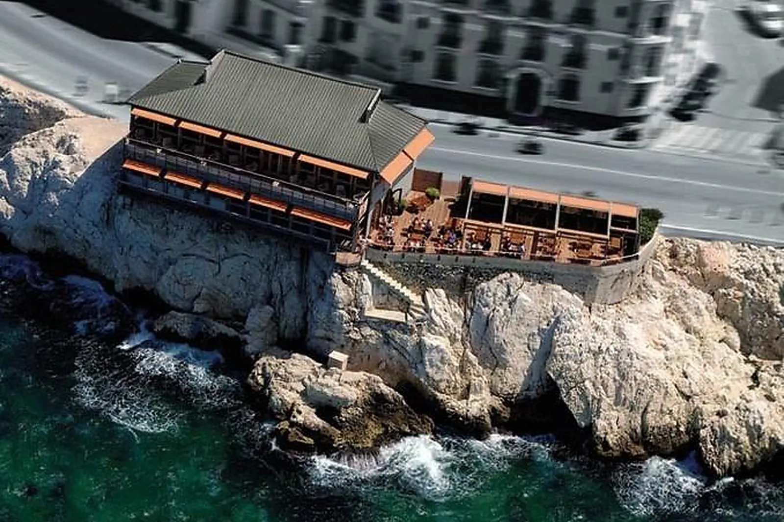 Lieux événementiels, PERON RESTAURANT