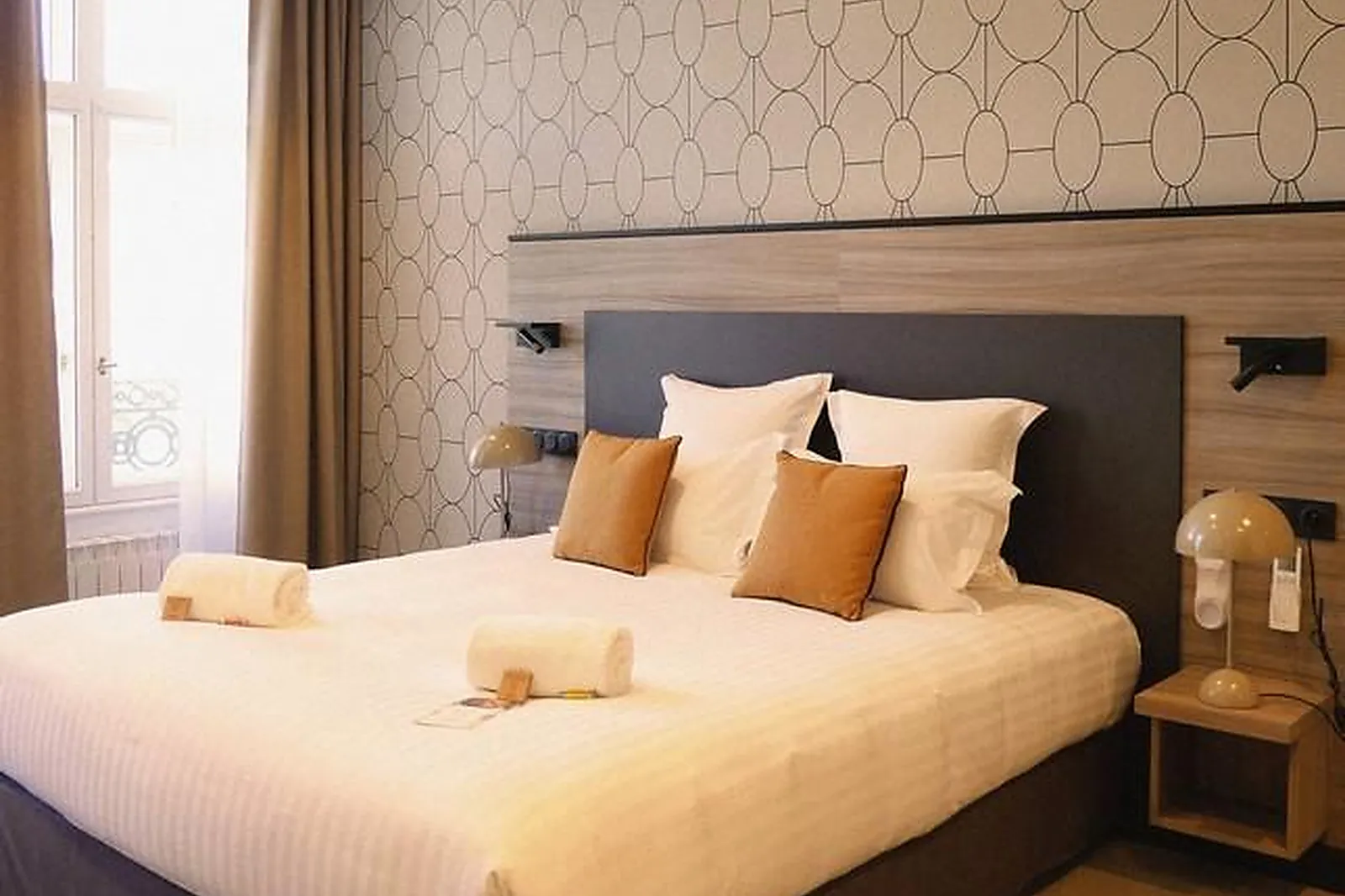 Lieux événementiels, PHÉNIX HÔTEL