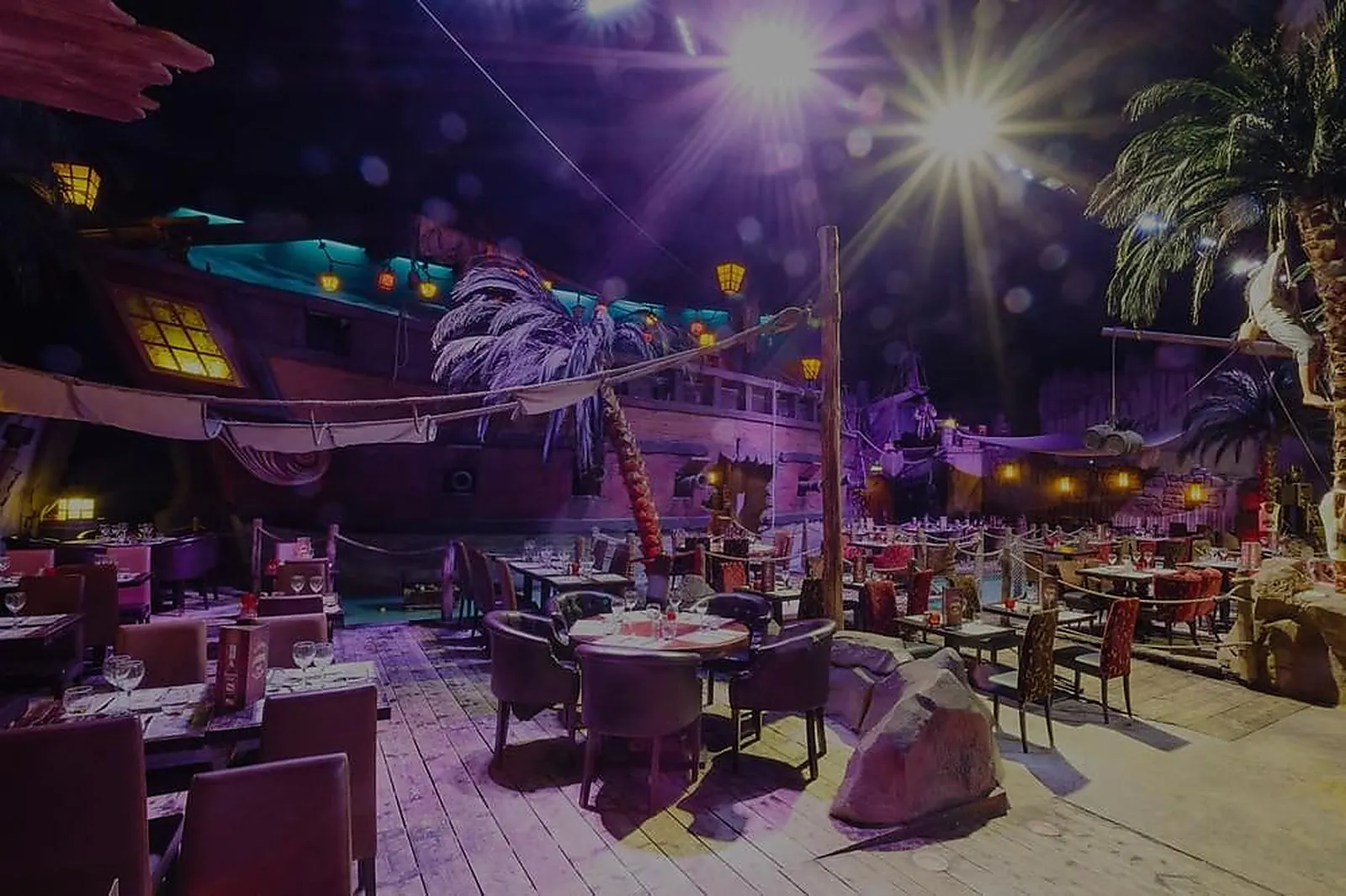 Lieux événementiels, PIRATES PARADISE