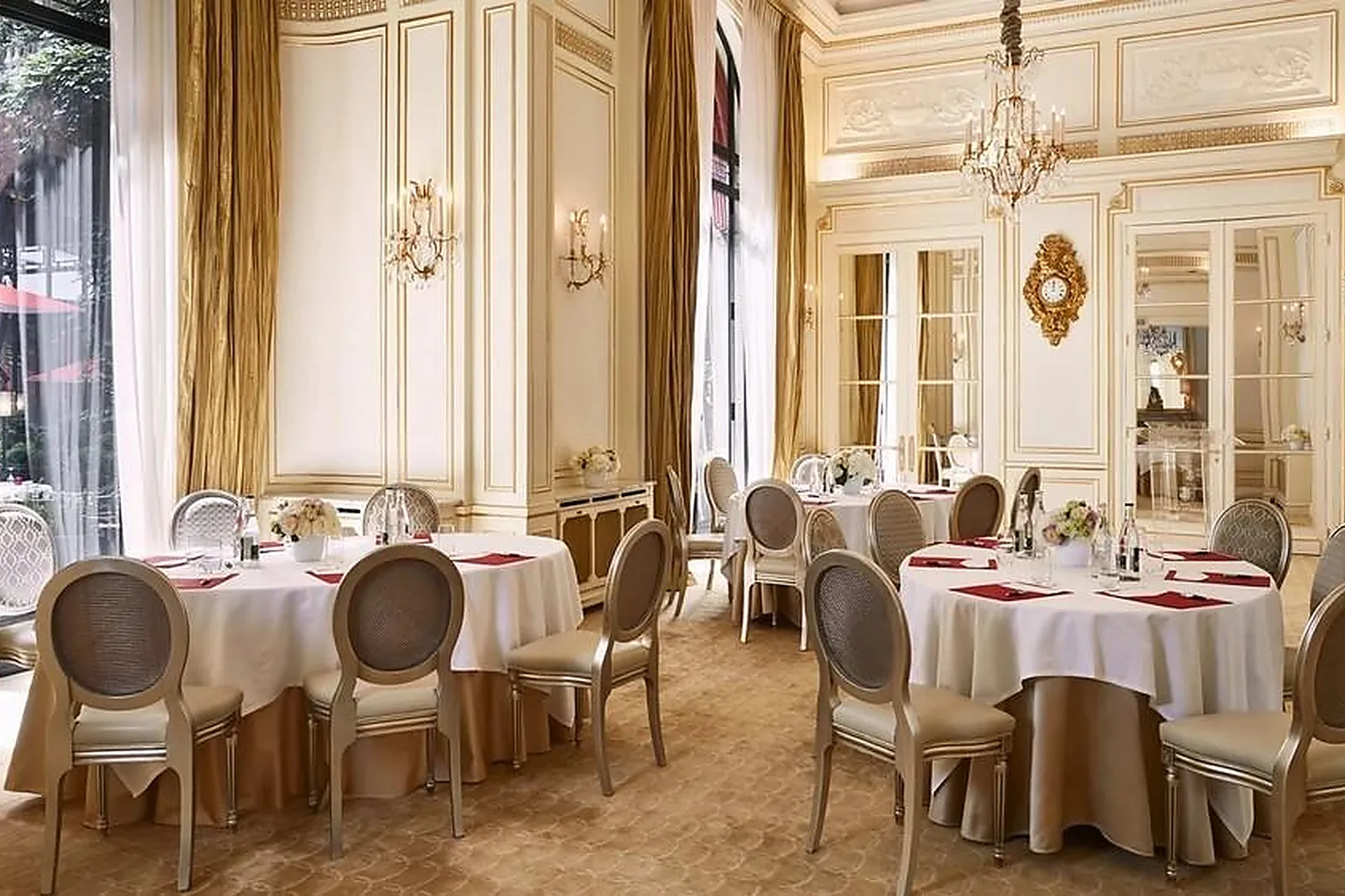 Lieux événementiels, PLAZA ATHÉNÉE PARIS