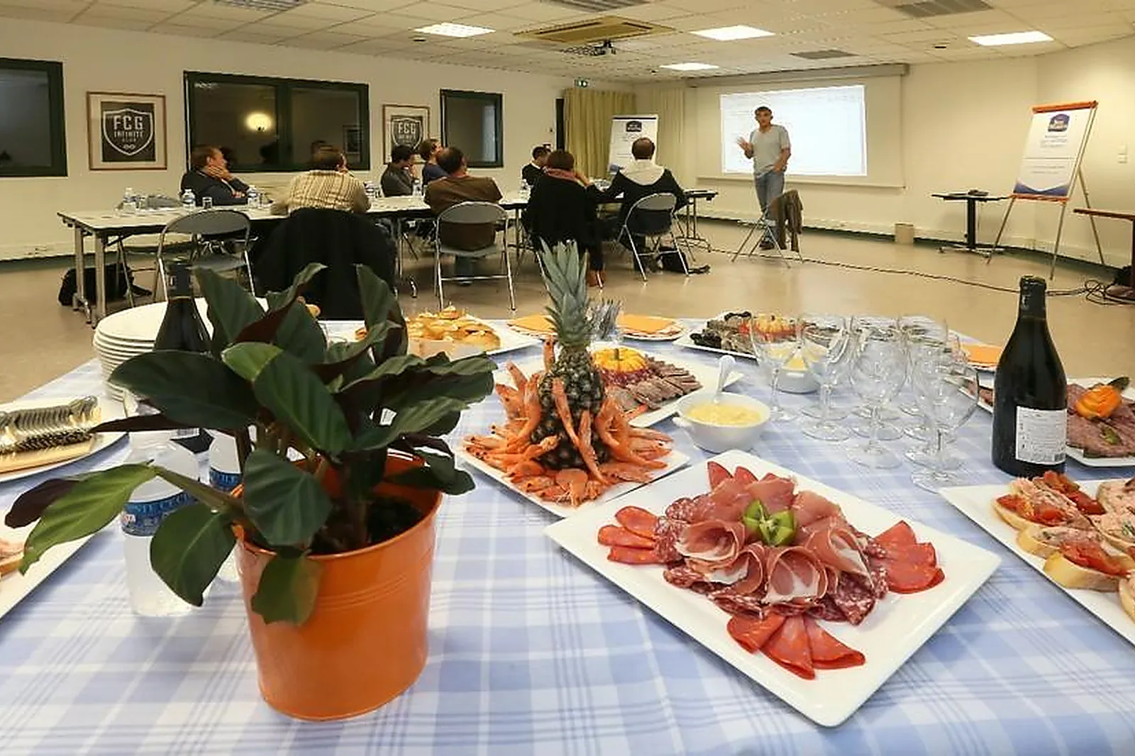 Lieux événementiels, POMO HOTEL ET RESTAURANT