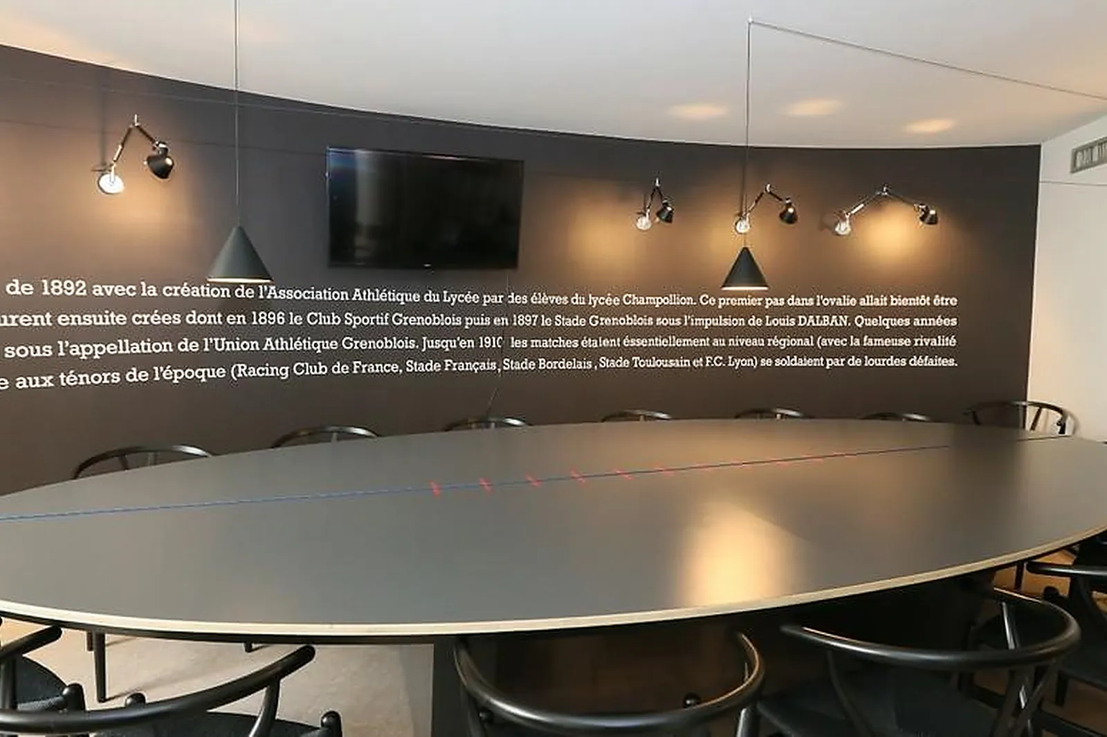 Lieux événementiels, POMO HOTEL ET RESTAURANT