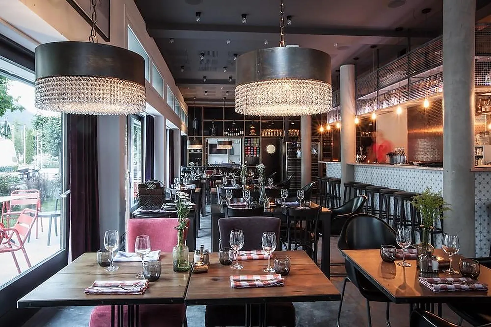 Lieux événementiels, POINTE ISABELLE HÔTEL