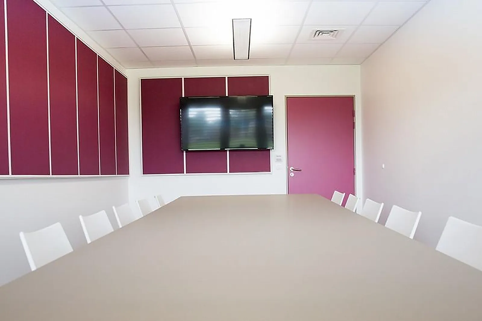 Lieux événementiels, PORT DE DECIZE