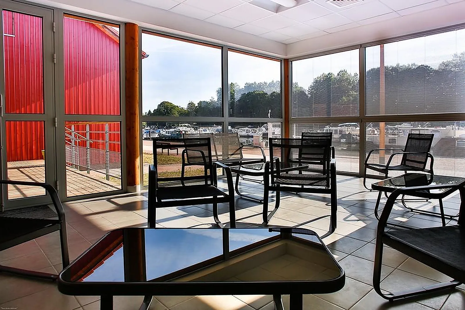 Lieux événementiels, PORT DE DECIZE