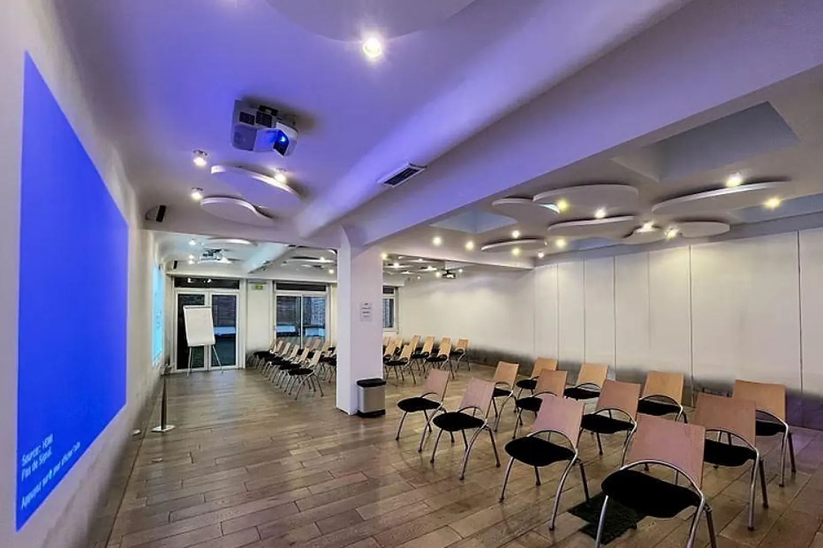 Lieux événementiels, PRÉSENT !