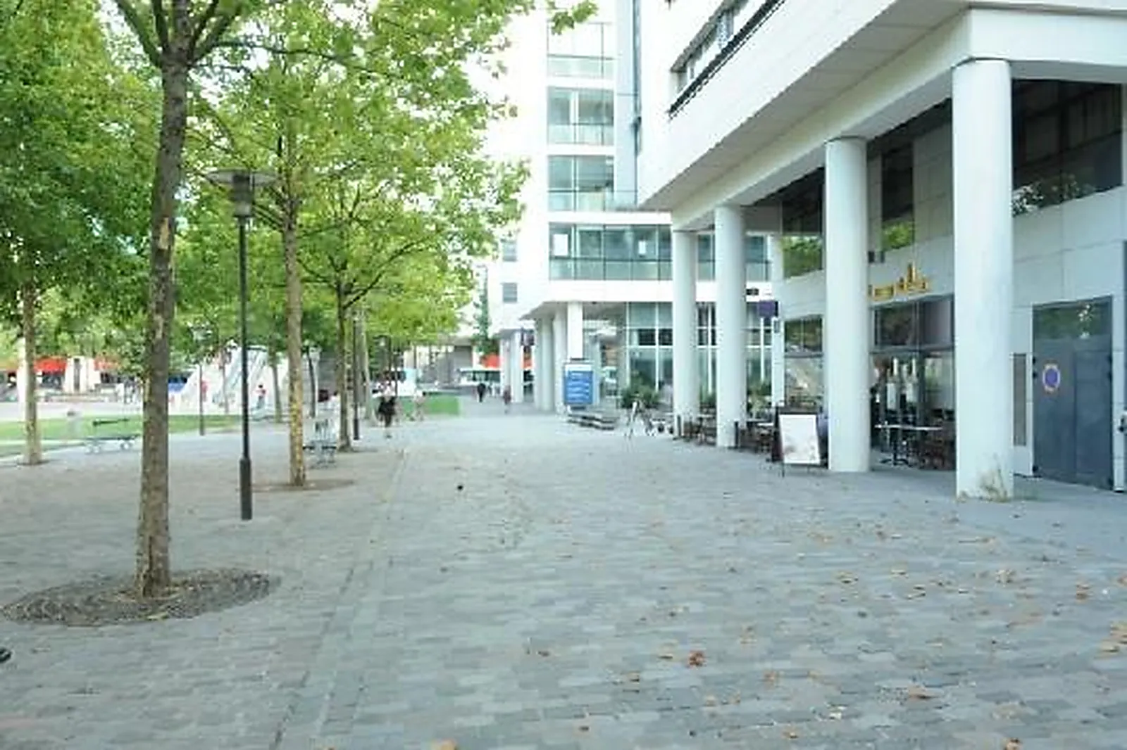 Lieux événementiels, PRESSE CAFÉ