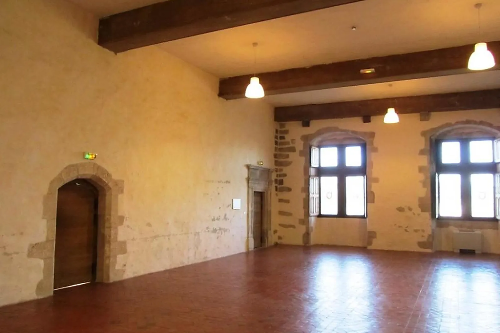 Lieux événementiels, PRIEURÉ DE VIVOIN