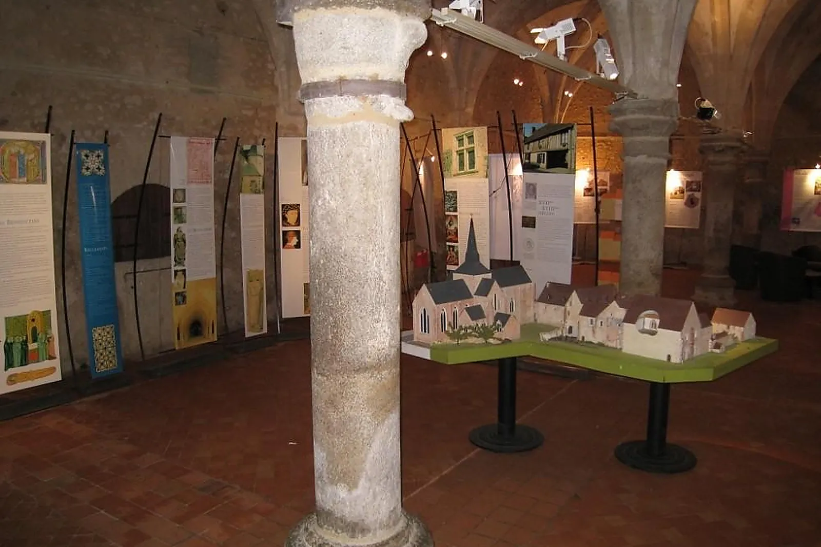 Lieux événementiels, PRIEURÉ DE VIVOIN