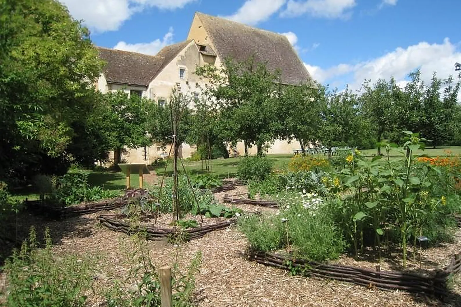 Lieux événementiels, PRIEURÉ DE VIVOIN