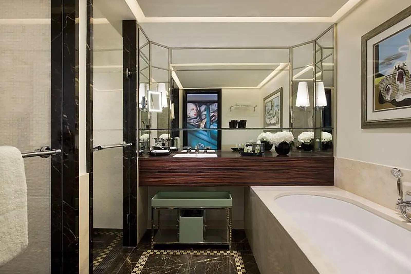 Lieux événementiels, PRINCE DE GALLES