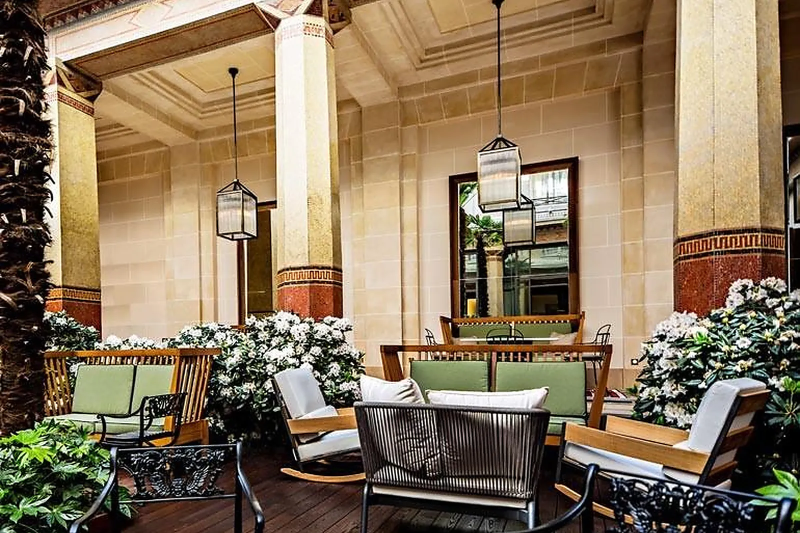 Lieux événementiels, PRINCE DE GALLES