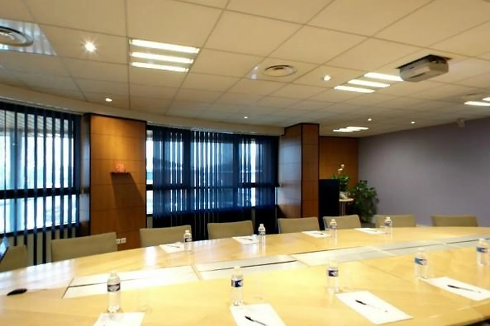 Lieux événementiels, PROGRESSY