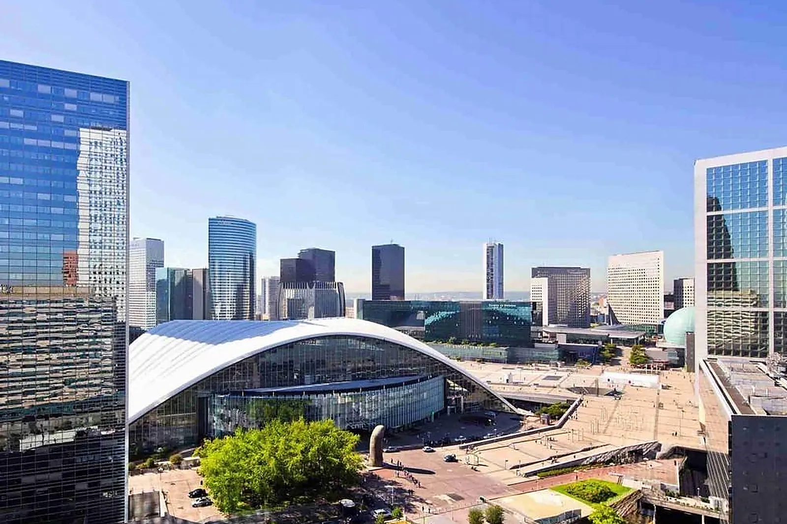 Lieux événementiels, PULLMAN PARIS LA DEFENSE