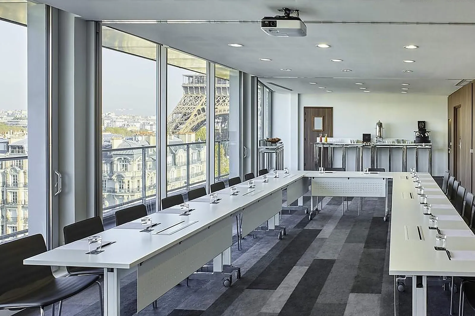 Lieux événementiels, PULLMAN PARIS TOUR EIFFEL