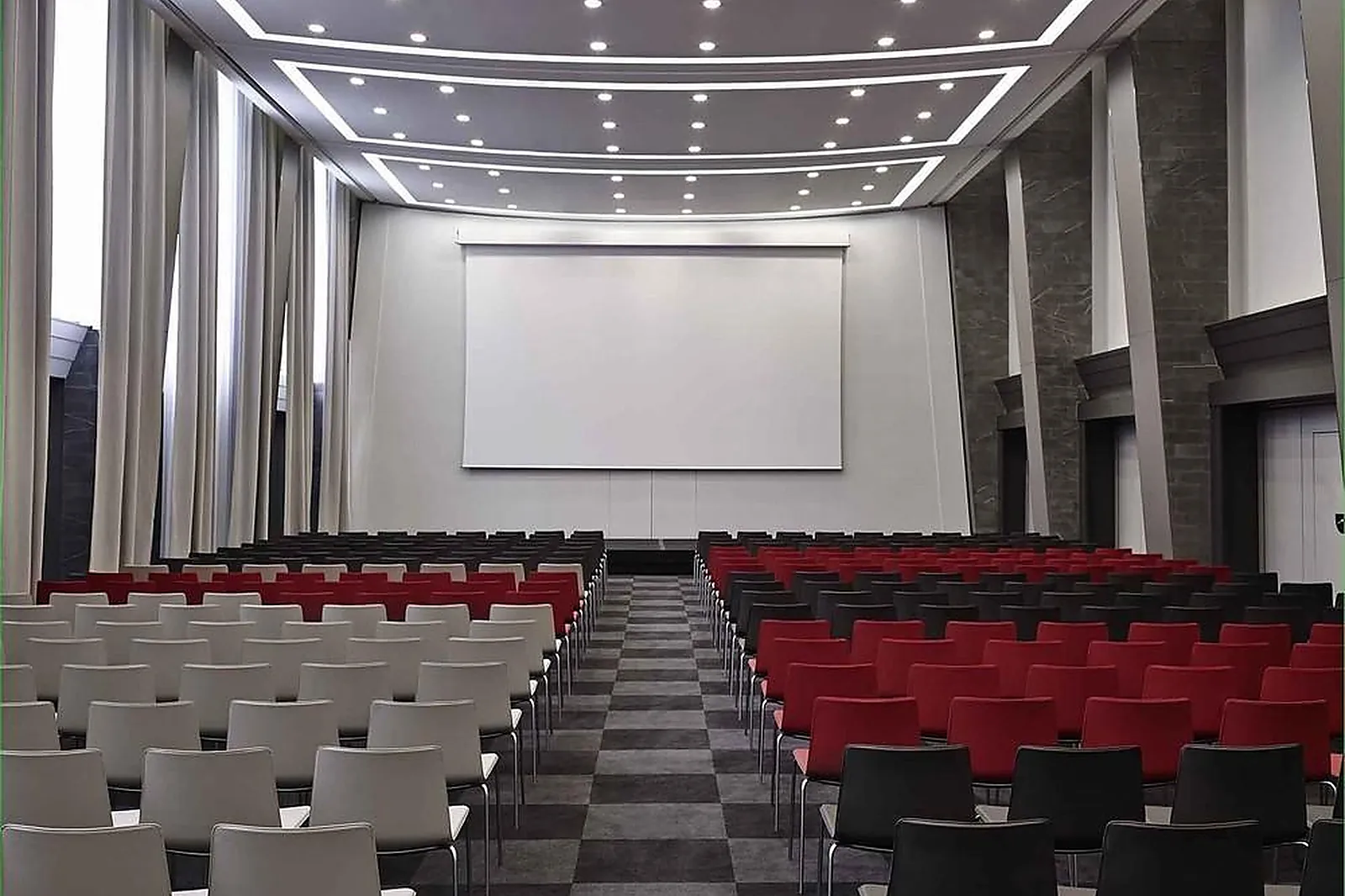 Lieux événementiels, PULLMAN PARIS TOUR EIFFEL