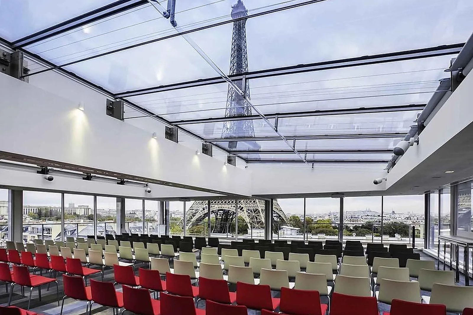 Lieux événementiels, PULLMAN PARIS TOUR EIFFEL