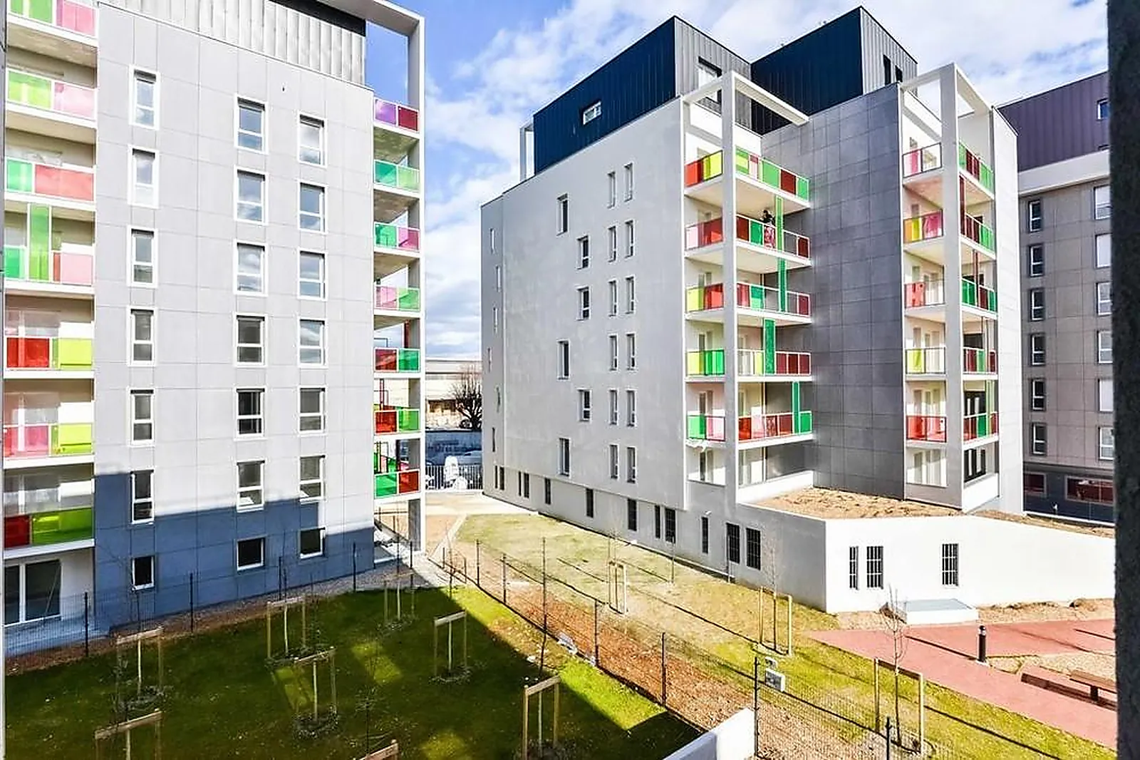 Lieux événementiels, Q7 LODGE