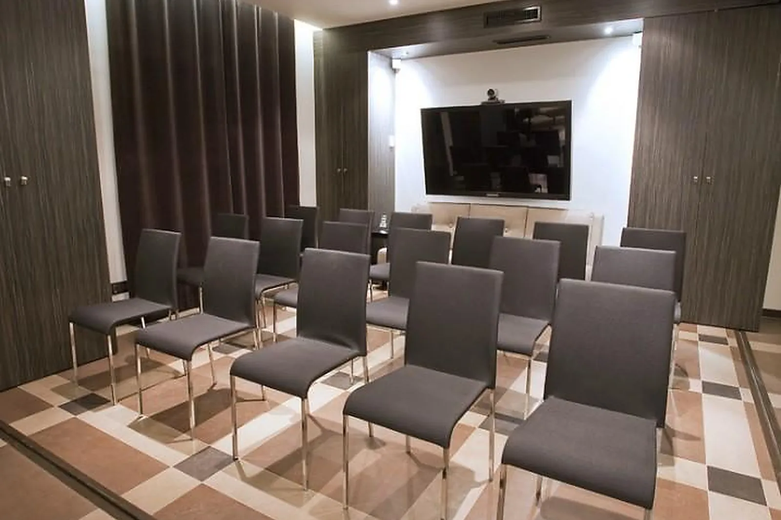 Lieux événementiels, QUAI 21