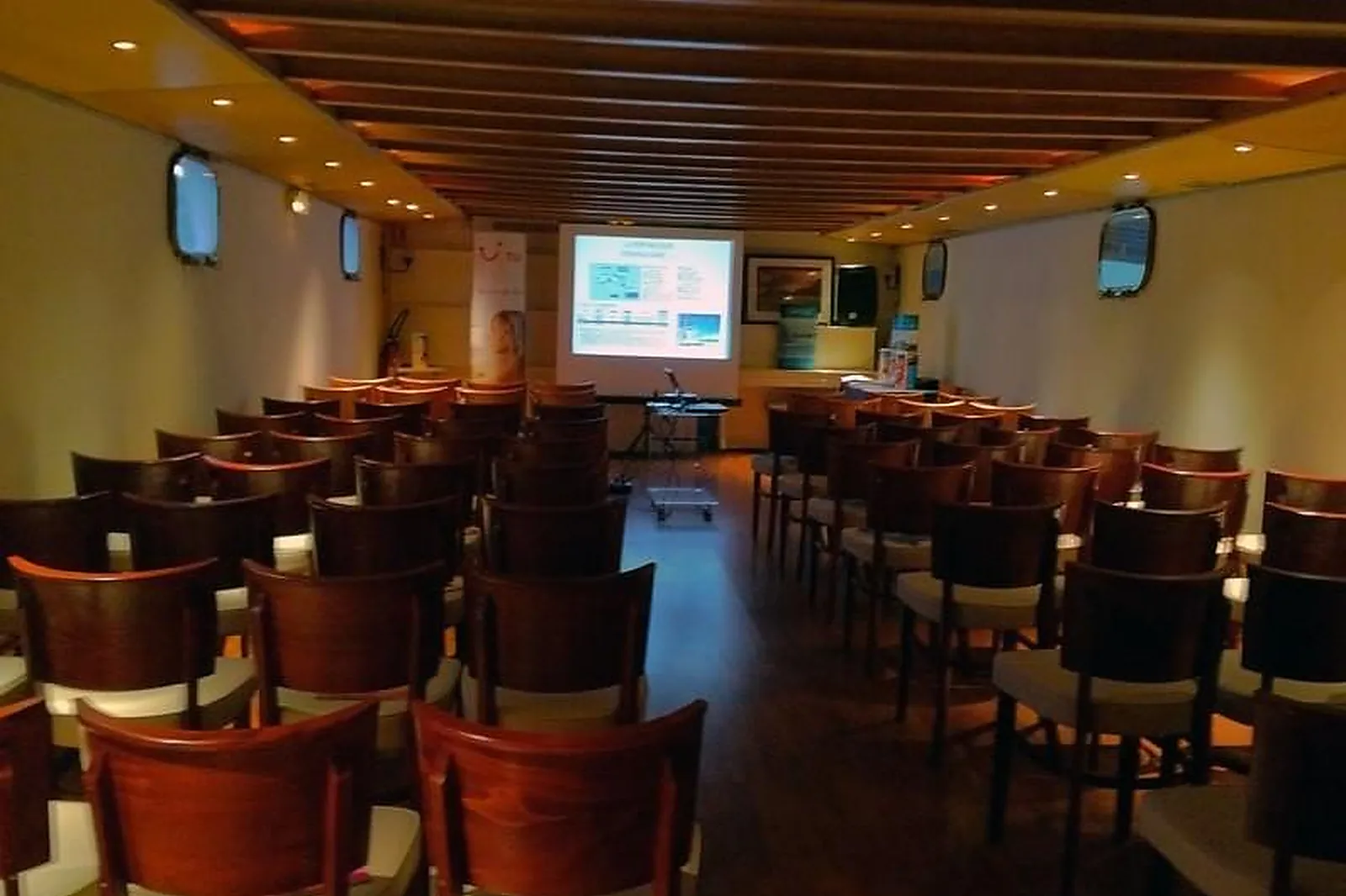 Lieux événementiels, QUAI 55 - CAP SEINE