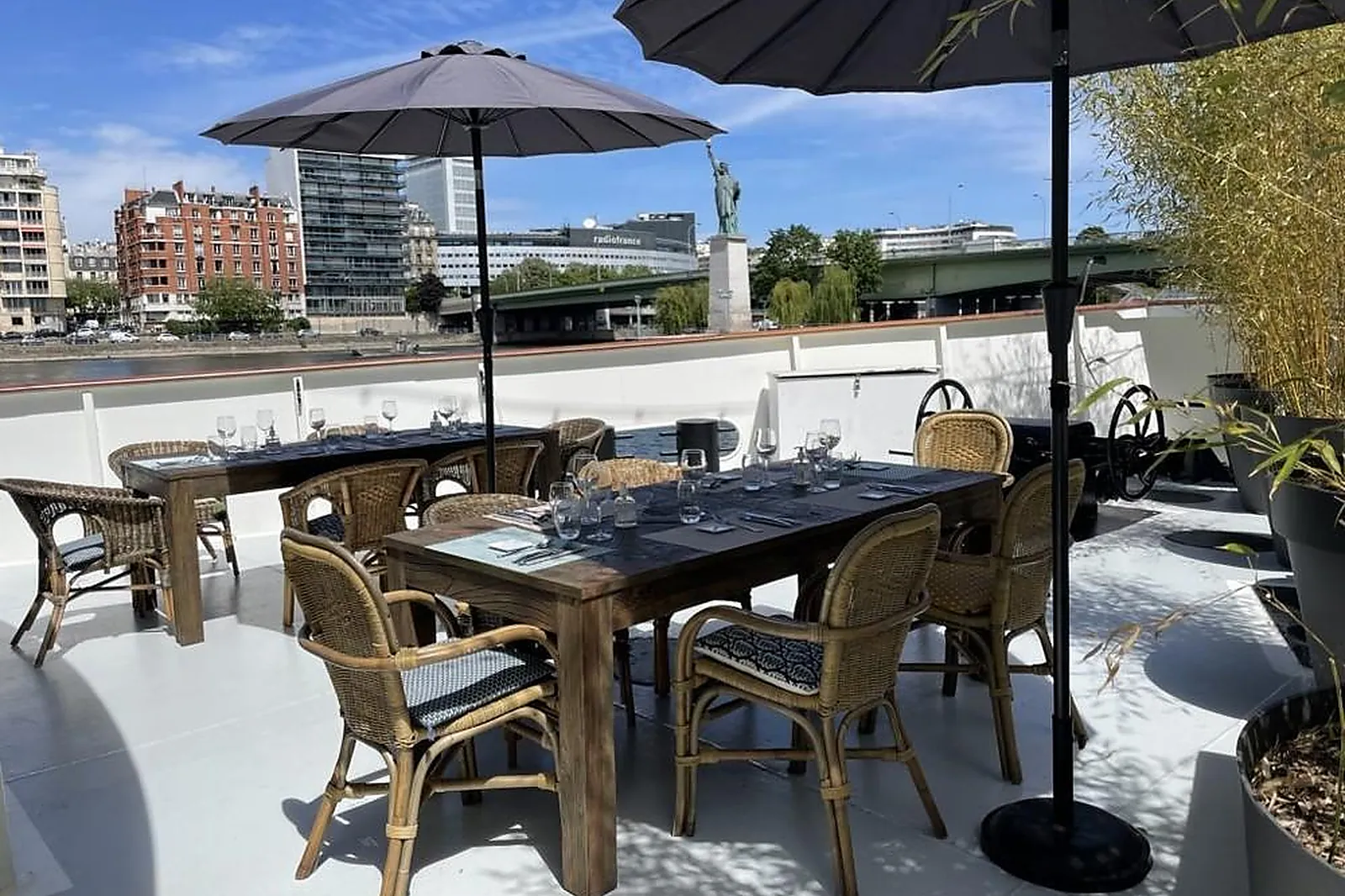 Lieux événementiels, QUAI LIBERTÉ