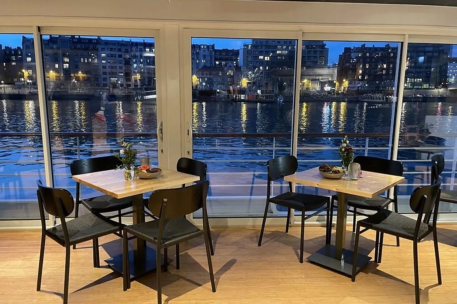 Lieux événementiels, QUAI LIBERTÉ