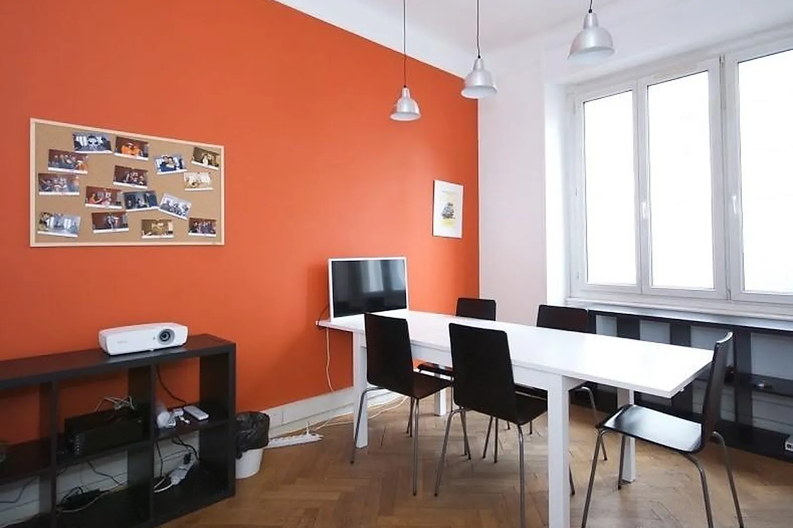 Lieux événementiels, QUAI N°10