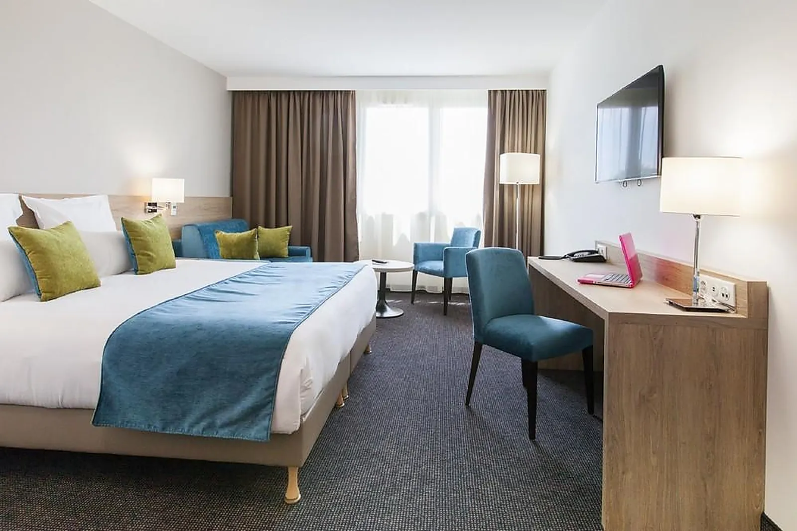 Lieux événementiels, QUALITY ET COMFORT HOTEL BORDEAUX SUD