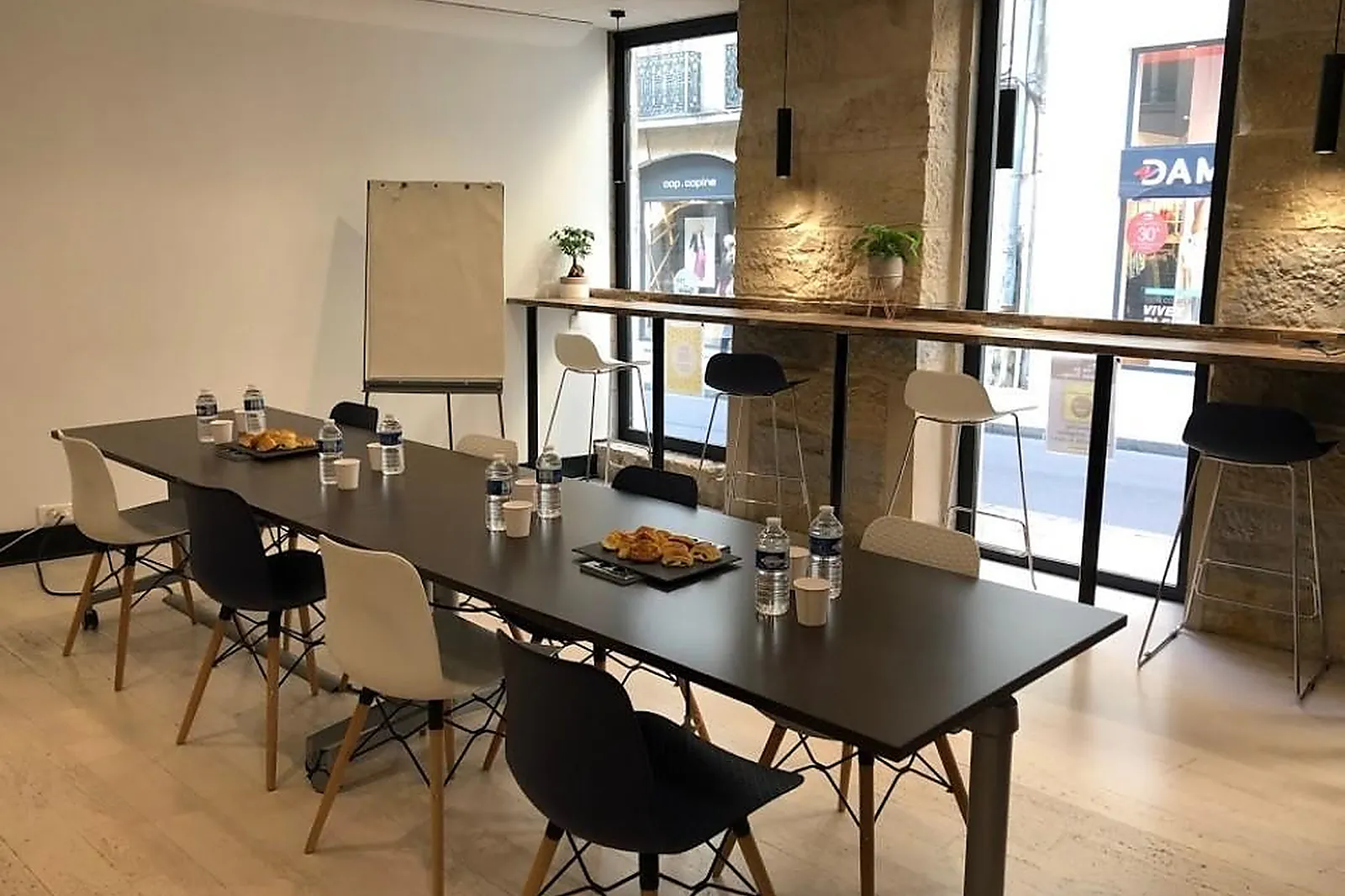 Lieux événementiels, QUATRE-QUARTS